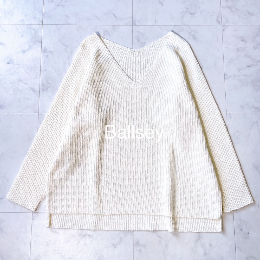 Ballsey(ボールジィ)のBallsey ボールジィ　リリヤーン Vネックプルオーバー　ニット レディースのトップス(ニット/セーター)の商品写真