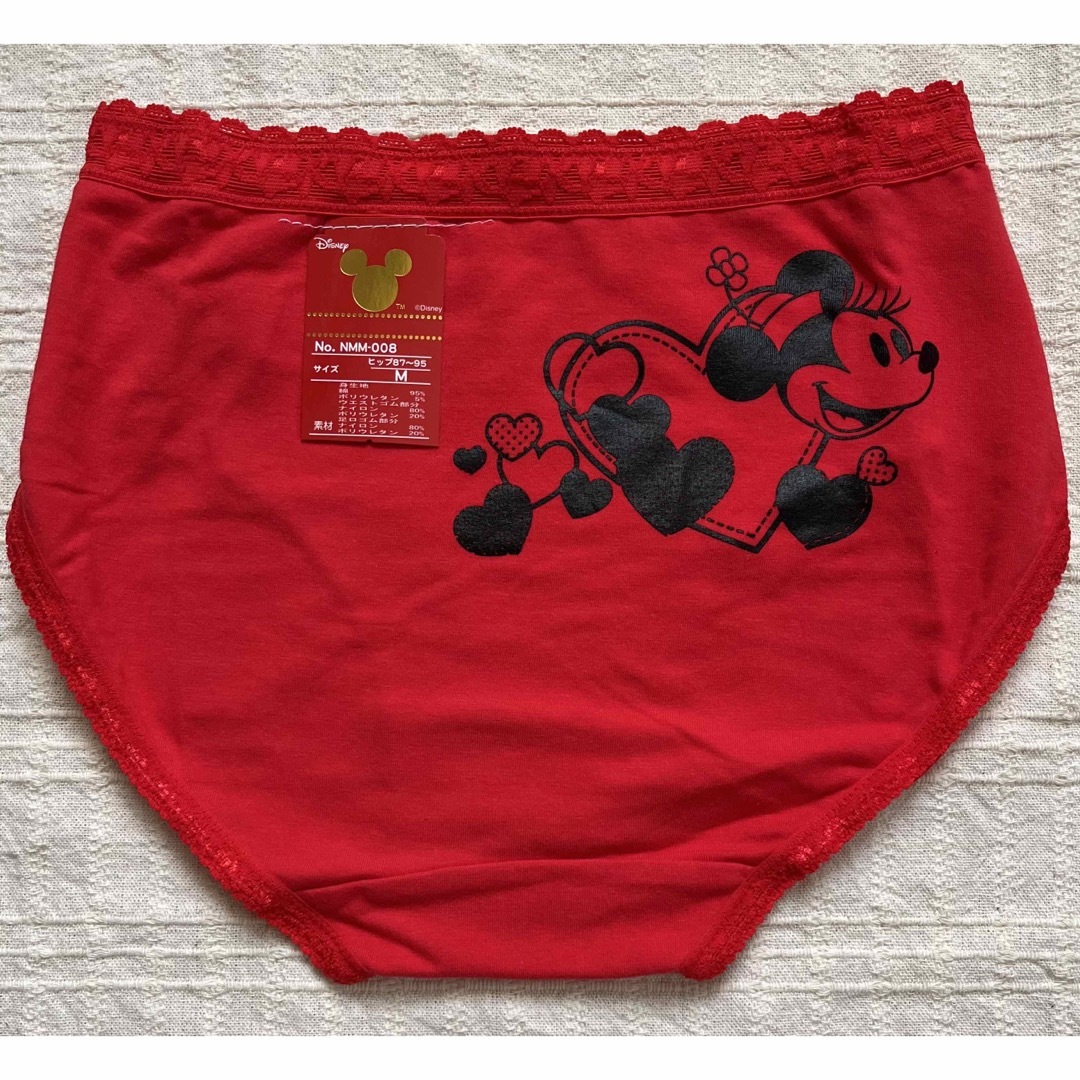 赤いパンツ　Ｍサイズ２枚　ショーツ　巣鴨　マルジ　ディズニー　ミッキー　ミニー レディースの下着/アンダーウェア(その他)の商品写真