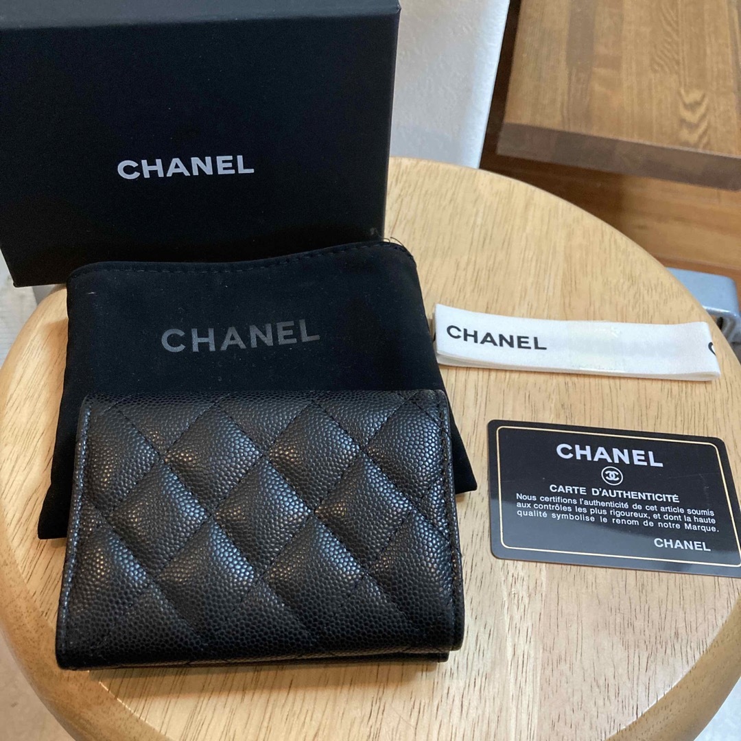 CHANEL(シャネル)のCHANEL  三つ折り財布 レディースのファッション小物(財布)の商品写真