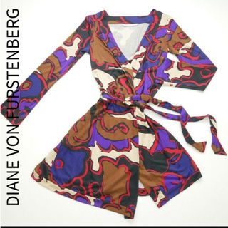 ダイアンフォンファステンバーグ(DIANE von FURSTENBERG)のDVF　ダイアンフォンファステンバーグ　4サイズ　シルク100%　ワンピース(ひざ丈ワンピース)