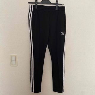 オリジナルス(Originals（adidas）)のアディダスオリジナルス　SSTトラックパンツ(カジュアルパンツ)