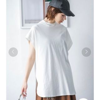 ジーナシス(JEANASIS)のJEANASIS Ｔシャツ トップス シャロークルーネックラウンドヘム(Tシャツ(半袖/袖なし))