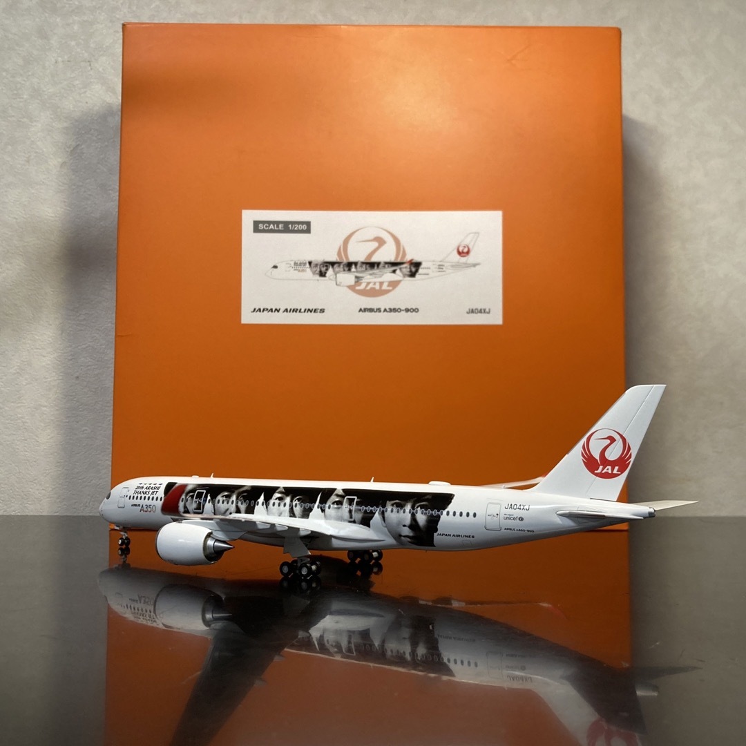 JCWINGS 1/400 JAL A350 特別塗装機 (ロゴ入) 3機セット