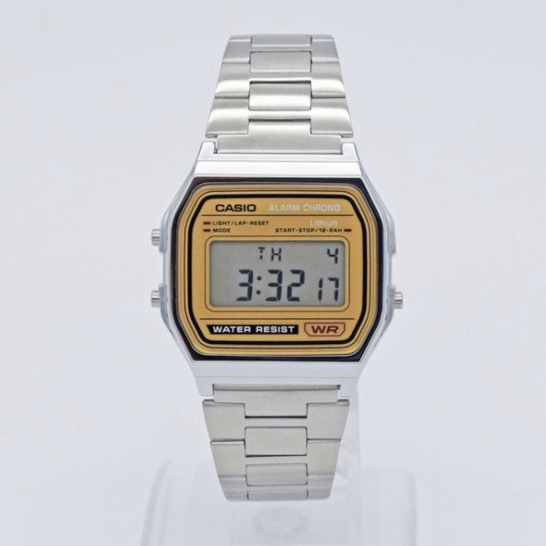 CASIO カシオ　チープカシオ　チプカシ　ステンレス　シルバー　あいみょん メンズの時計(腕時計(デジタル))の商品写真