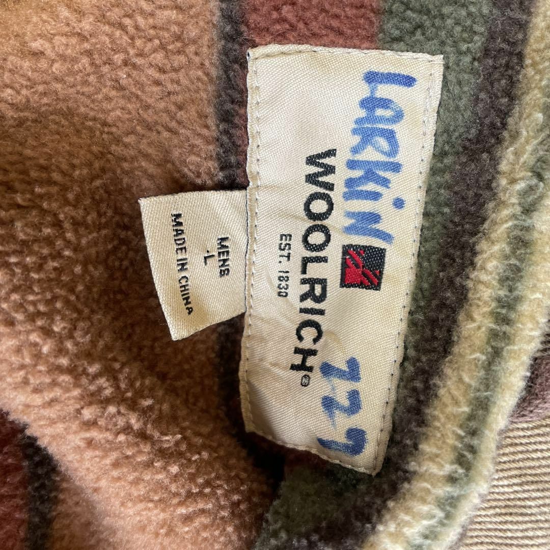 WOOLRICH(ウールリッチ)のウールリッチ　ダックベスト　裏地薄いボア　メンズサイズＬ　薄茶色ブラウン　古着 メンズのトップス(ベスト)の商品写真