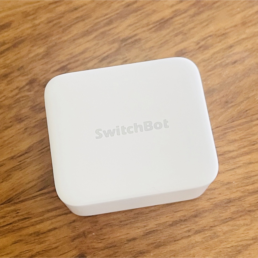 スイッチボット SwitchBot スイッチ ボタン スマートホ ーム 遠隔操作 スマホ/家電/カメラの生活家電(その他)の商品写真