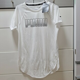 プーマ(PUMA)のPUMA　レディース新品白Tシャツ　Mサイズ(Tシャツ(半袖/袖なし))