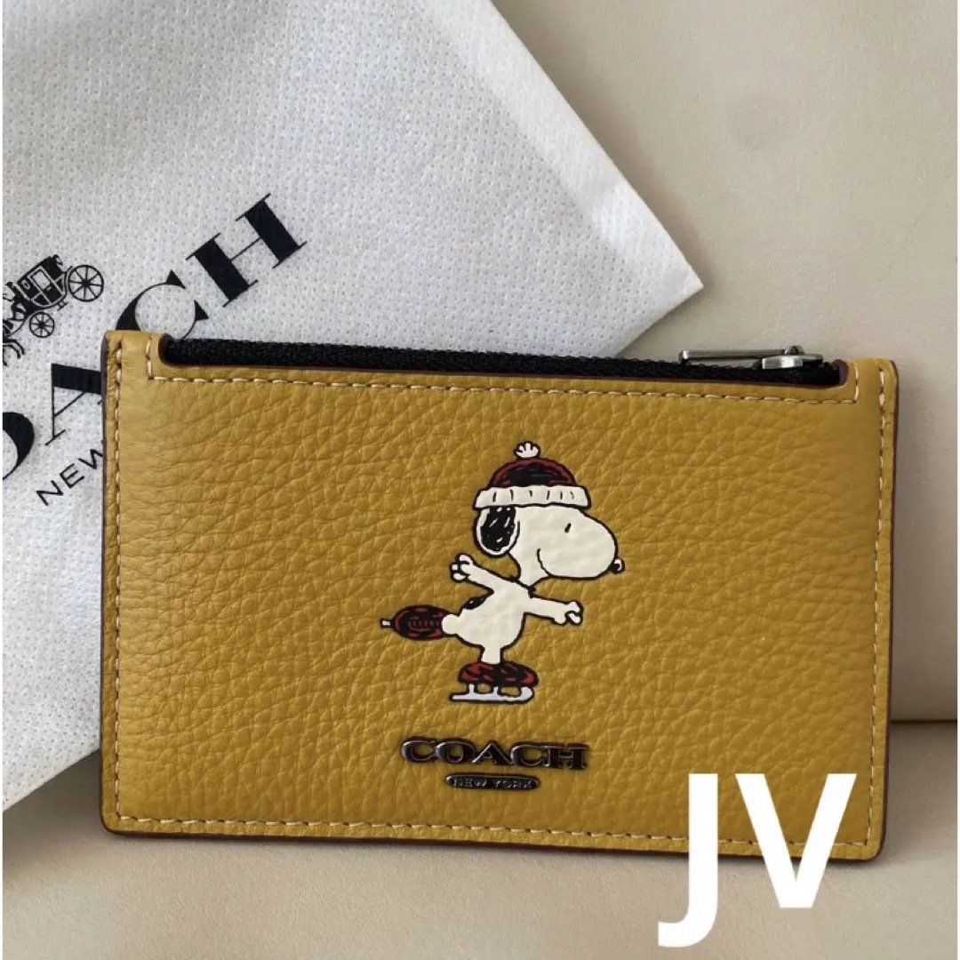 COACH コーチ　小銭入れ財布　カードケース スヌーピー　イエロー　黄色