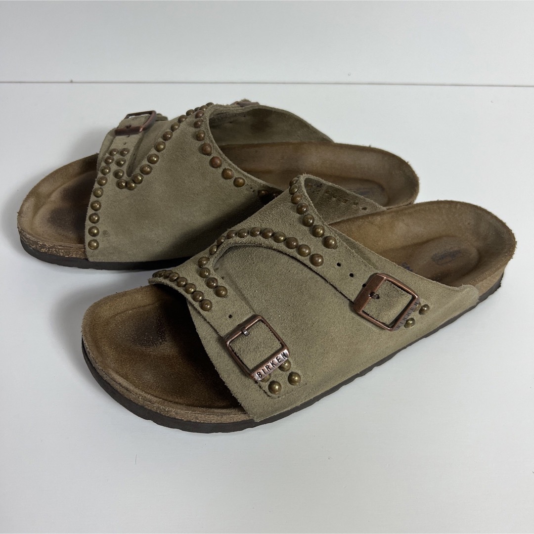 BIRKENSTOCK(ビルケンシュトック)のCharcoal 別注 BIRKENSTOCK HTC スタッズカスタム 40 メンズの靴/シューズ(サンダル)の商品写真