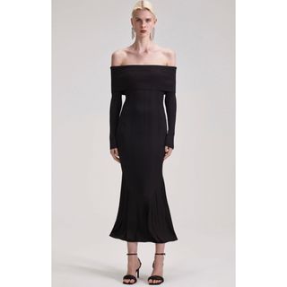 セルフポートレイト オフショルダー マキシワンピース/ロング