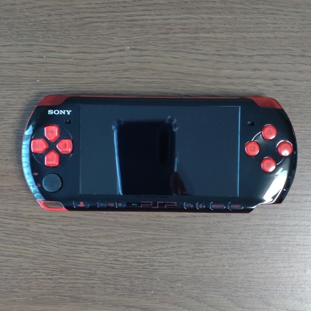 PSP-3000　品　箱無し　充電アダプター、メモリースティック付き