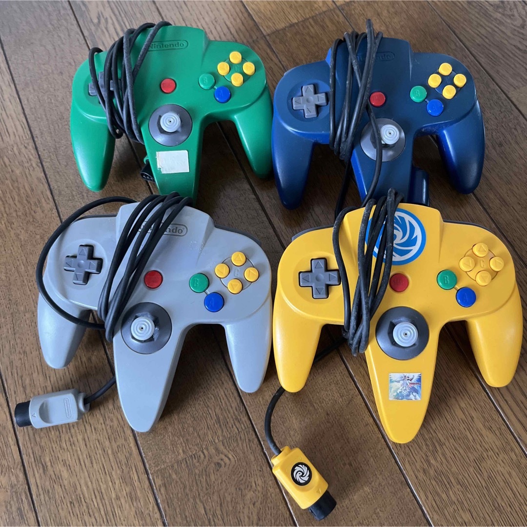 ニンテンドー64  コントローラー　4個セット