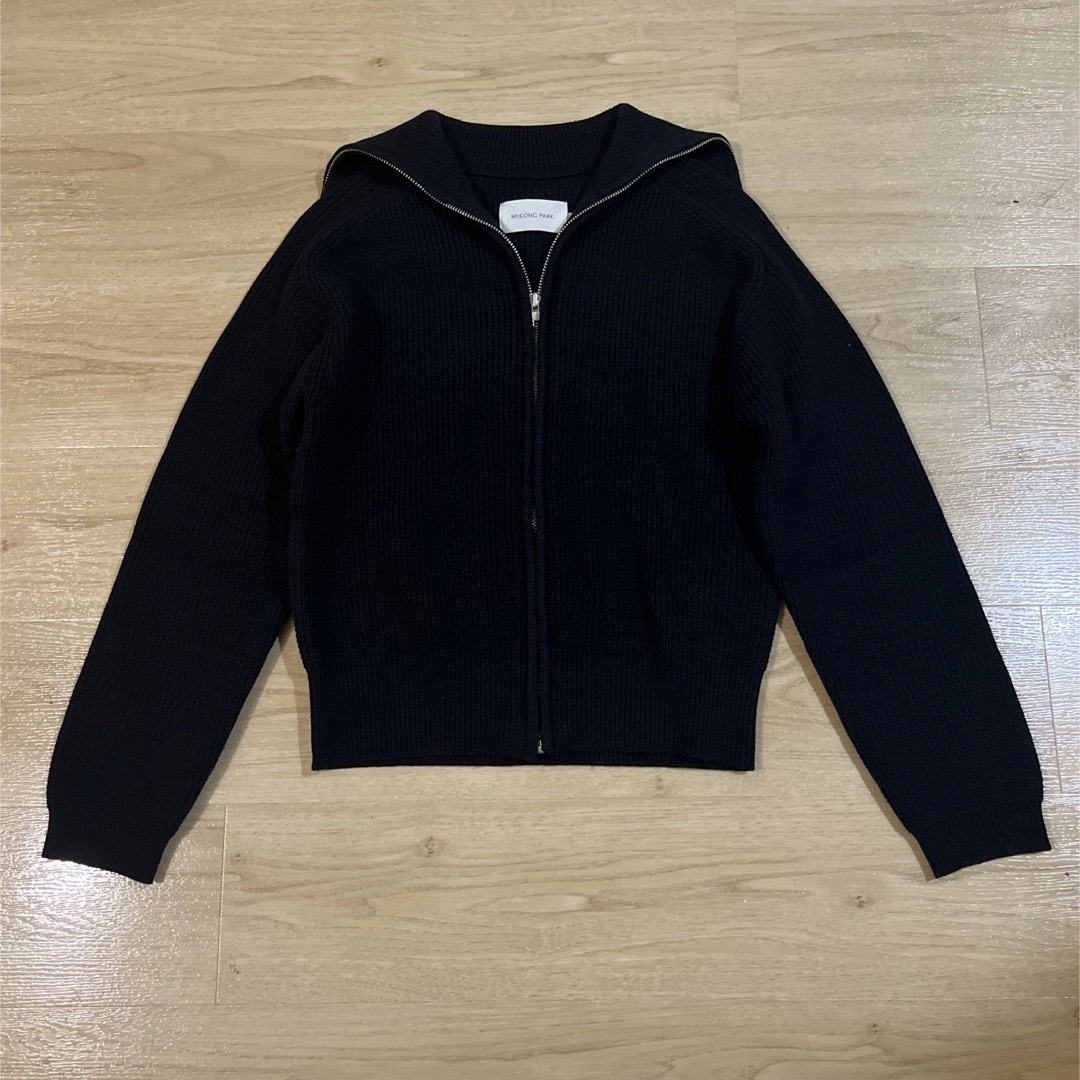 31日までMIJEONG PARK  ZIPPED CARDIGAN