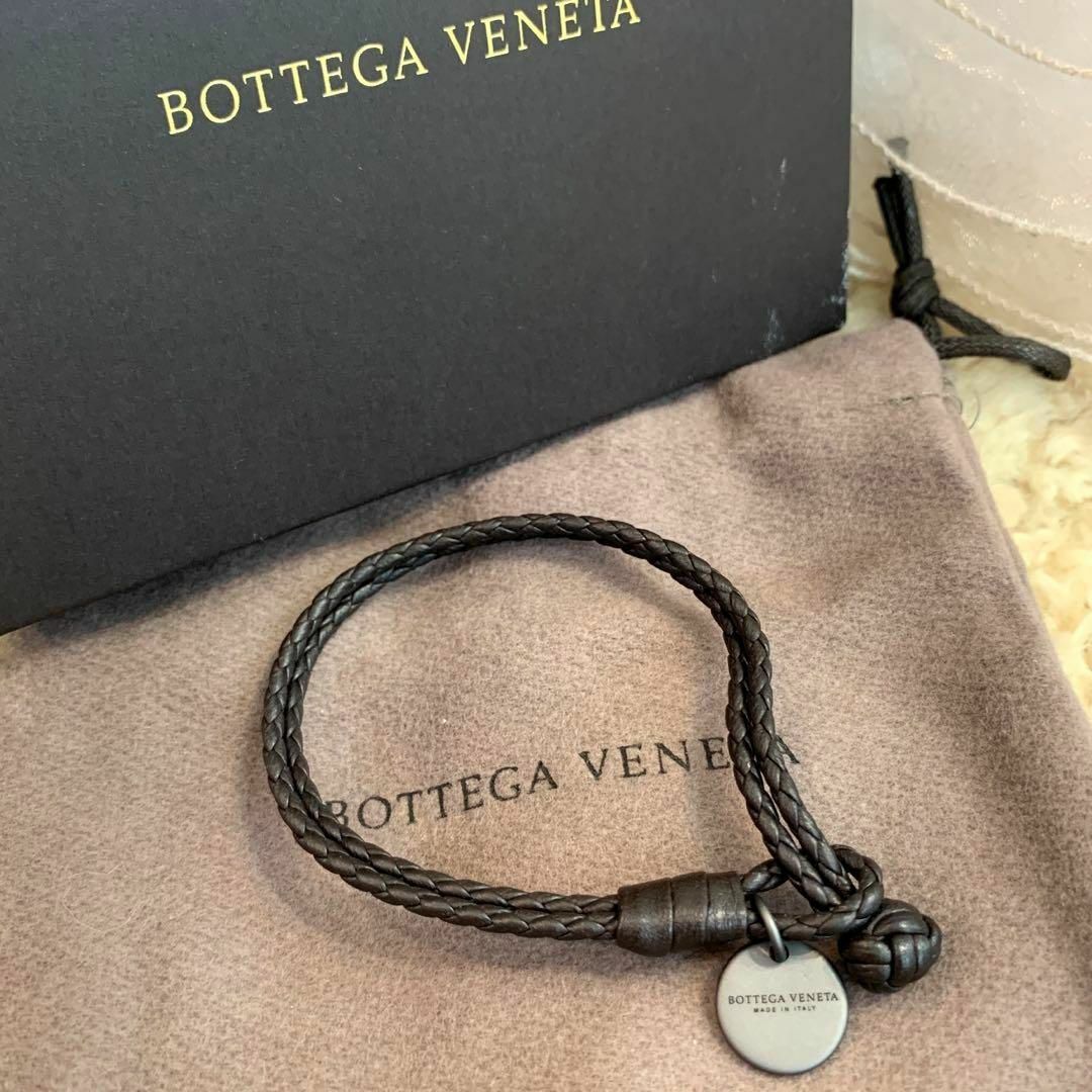 ☆未使用品☆BOTTEGA VENETA イントレチャート レザーブレスレット