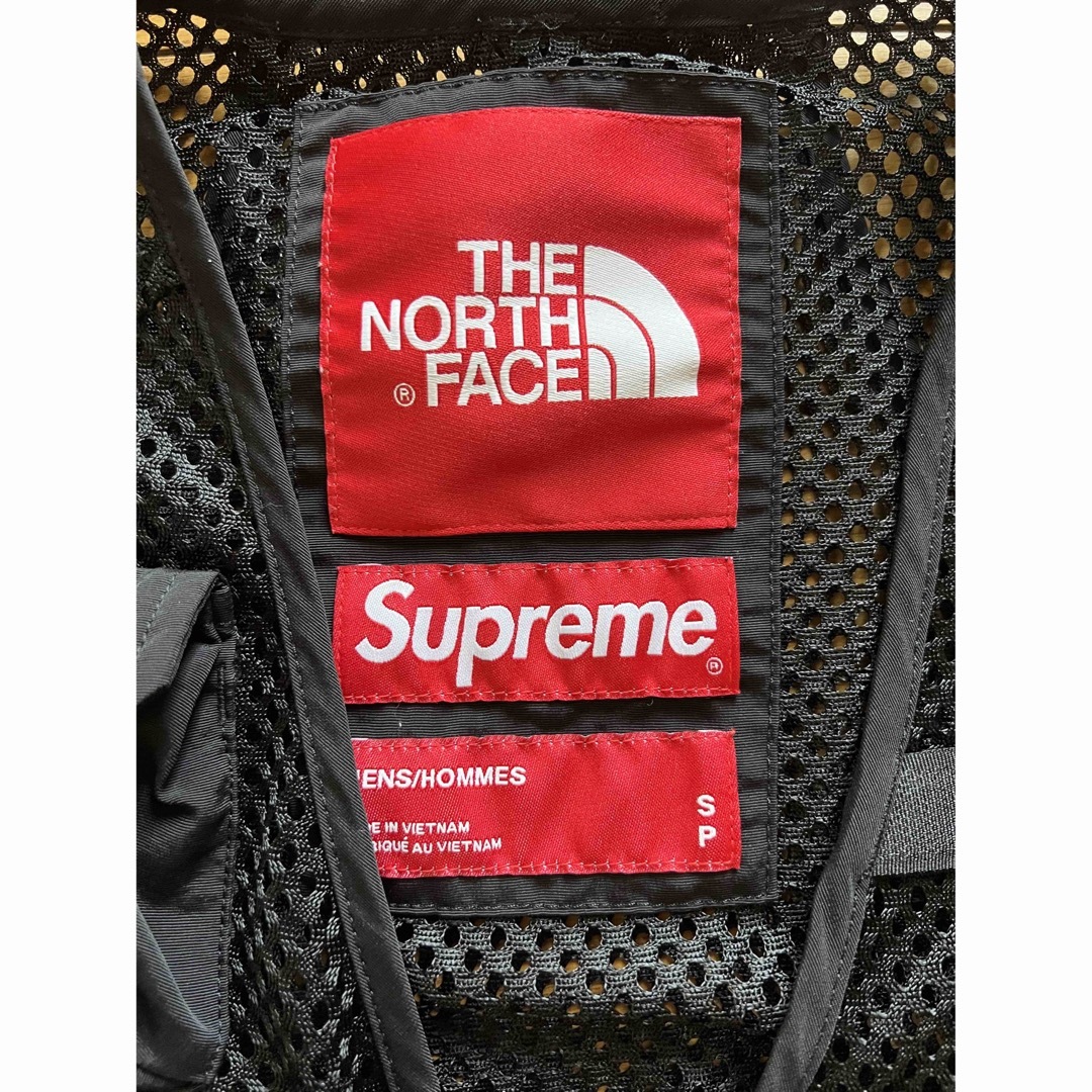 Supreme The North Face Cargo Vest