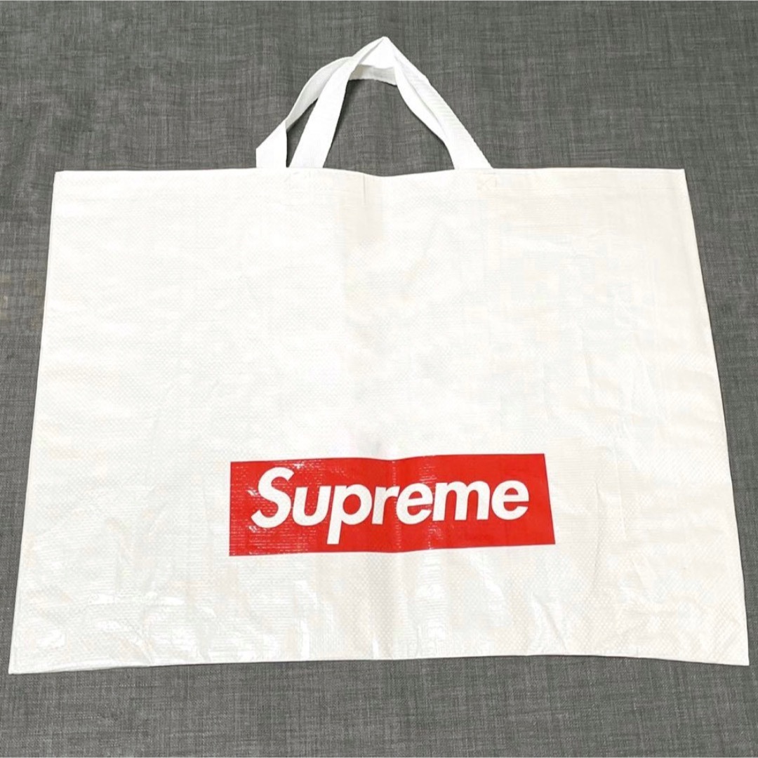 Supreme(シュプリーム)の大 Supreme bag 23FW シュプリーム ショッパー ショップ袋 メンズのバッグ(エコバッグ)の商品写真