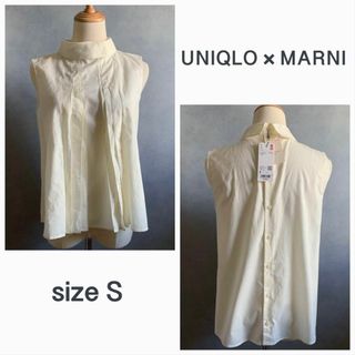 マルニ(Marni)の未使用☆UNIQLO×MARNI タックブラウス ノースリーブ アイボリー(シャツ/ブラウス(半袖/袖なし))