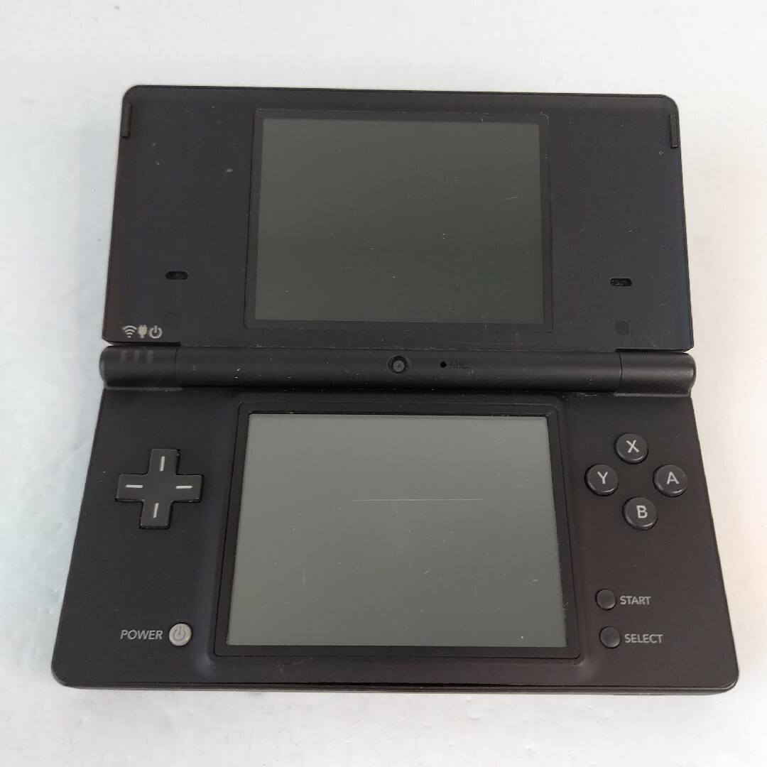 ニンテンドーDS(ニンテンドーDS)のNintendo　ニンテンドーDSi　ブラック　任天堂　ゲーム機 エンタメ/ホビーのゲームソフト/ゲーム機本体(携帯用ゲーム機本体)の商品写真