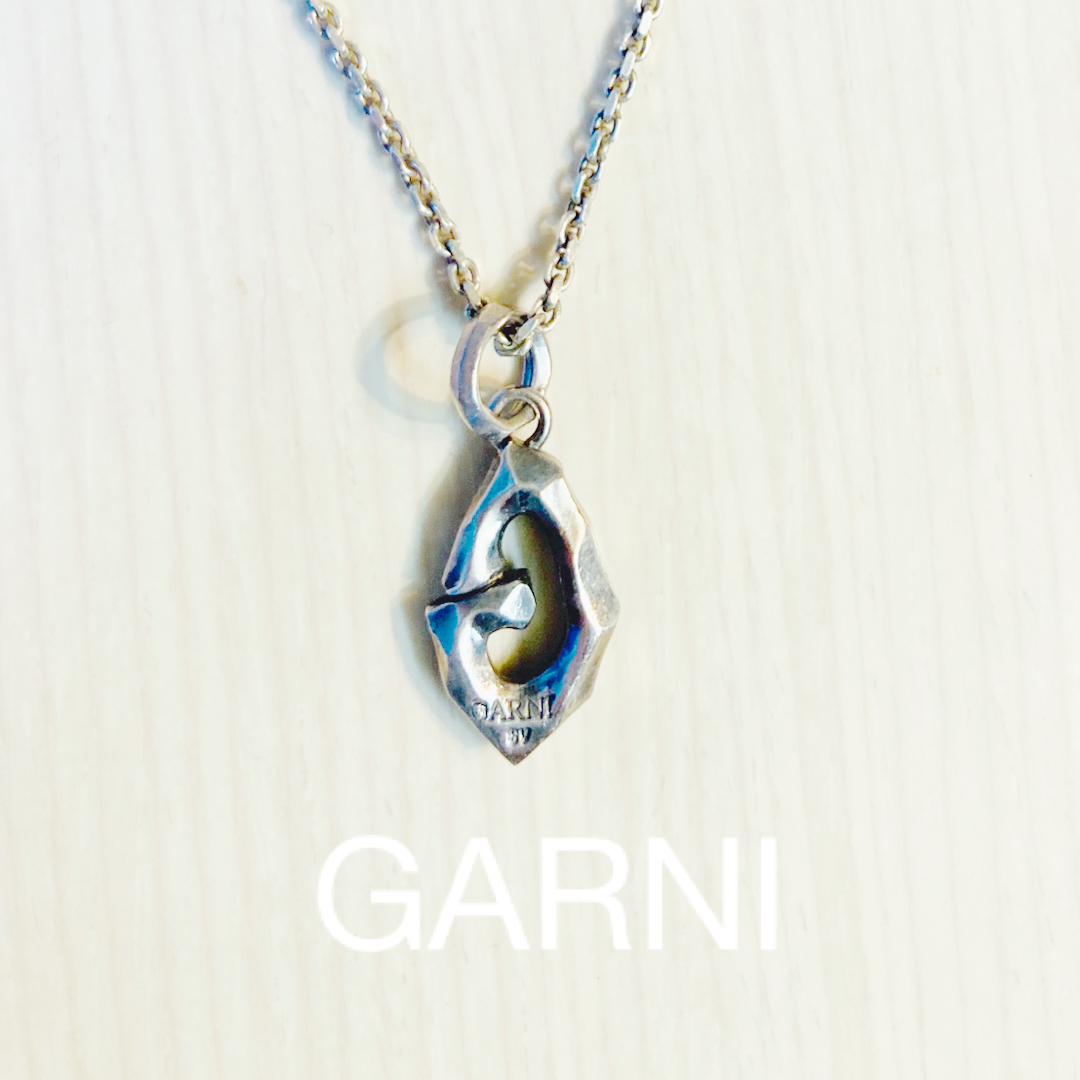 GARNI ネックレス