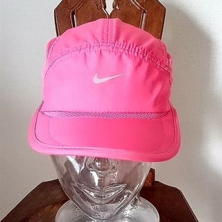 ナイキ(NIKE)のNIKEキャップ。(キャップ)