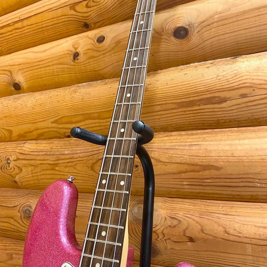 Bacchus バッカス universal series エレキベース ピンク 楽器のベース(エレキベース)の商品写真