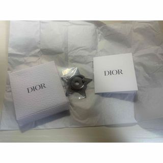 ディオール(Dior)のDIOR ディオール　ノベルティ　特典　スマホリング(ノベルティグッズ)