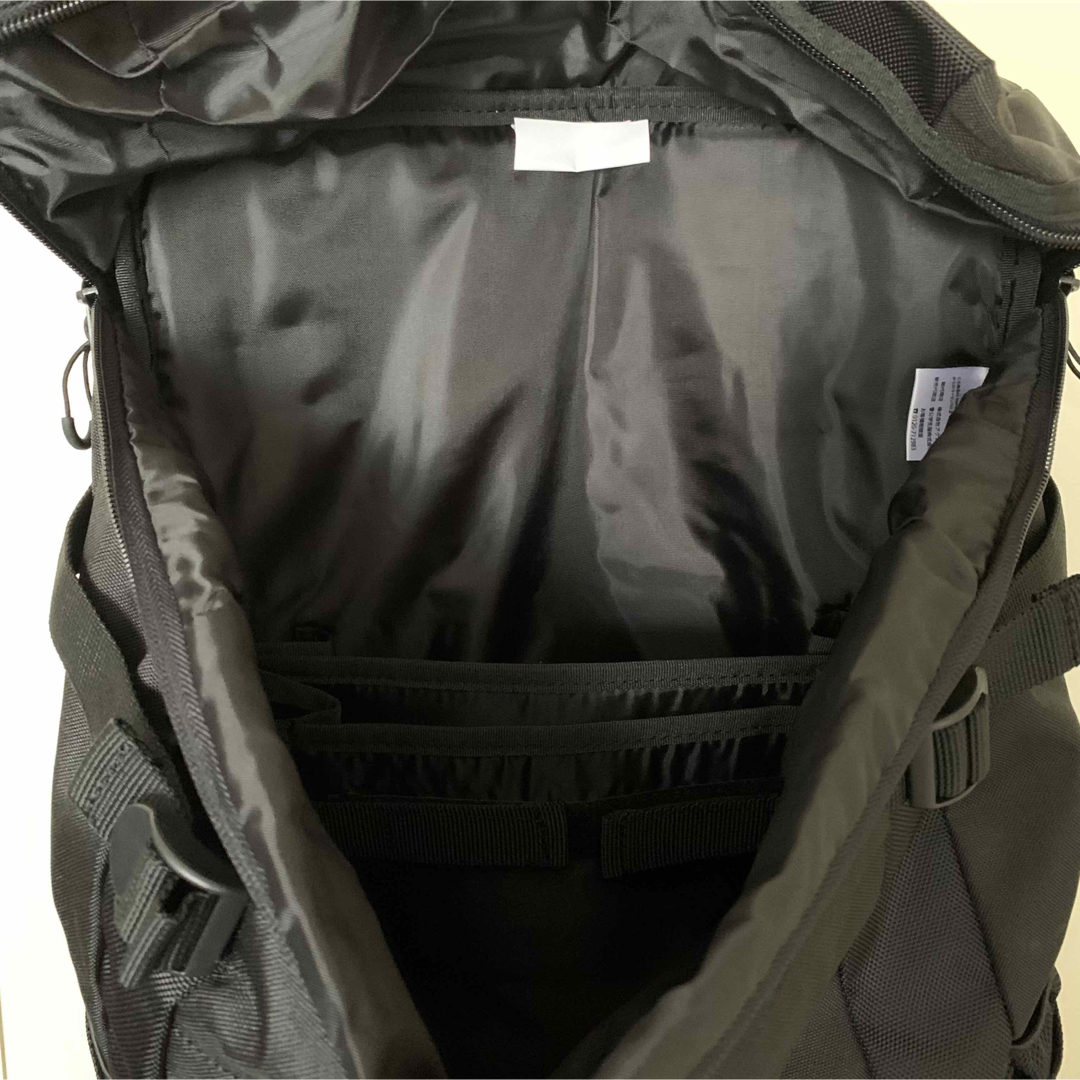 Reebok(リーボック)のReebok　リーボック　スクエアデイバッグ　30L　通学通勤リュック　新品 メンズのバッグ(バッグパック/リュック)の商品写真