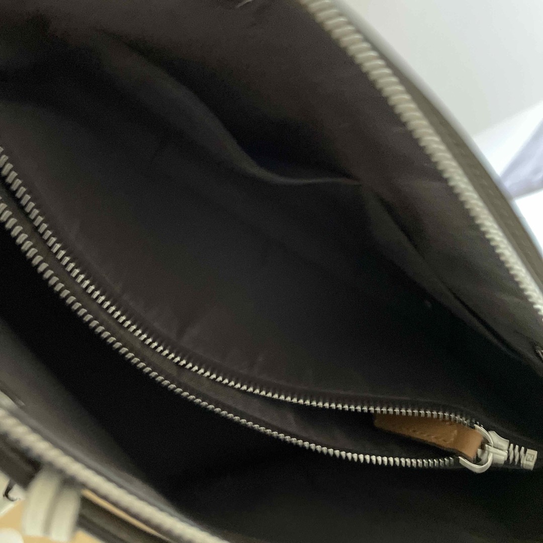 FENDI(フェンディ)のFENDI バイザウェイ  ミディアム レディースのバッグ(ショルダーバッグ)の商品写真