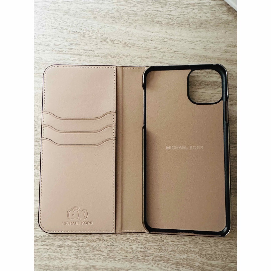 Michael Kors(マイケルコース)のMICHEAL KORS手帳型スマホケース スマホ/家電/カメラのスマホアクセサリー(iPhoneケース)の商品写真