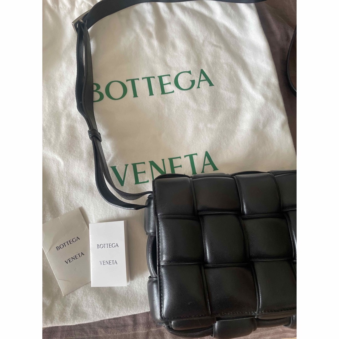 BOTTEGA VENETA  パデッドカセット