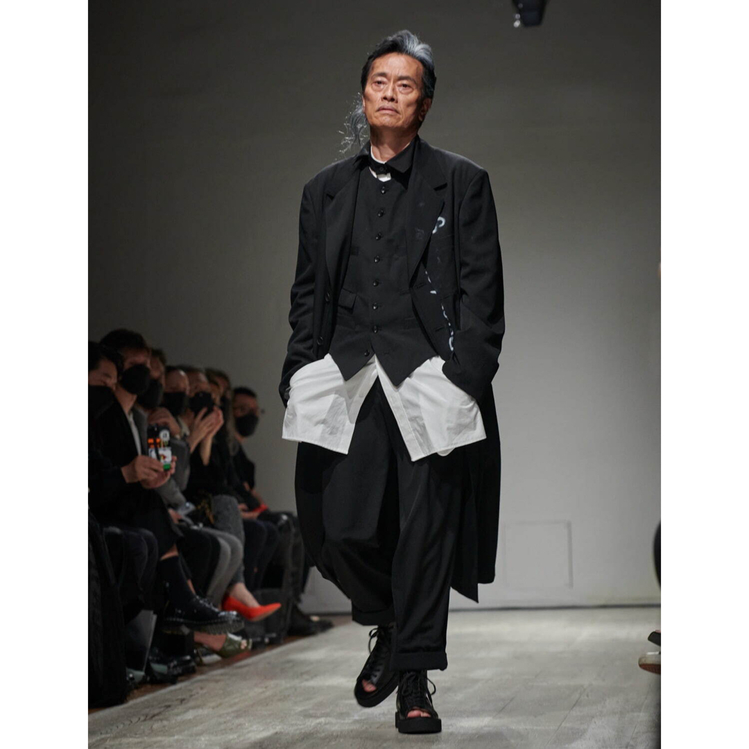 Yohji Yamamoto POUR HOMME(ヨウジヤマモトプールオム)のyohjiyamamoto pourhomme 2023SS ベスト メンズのスーツ(スーツベスト)の商品写真