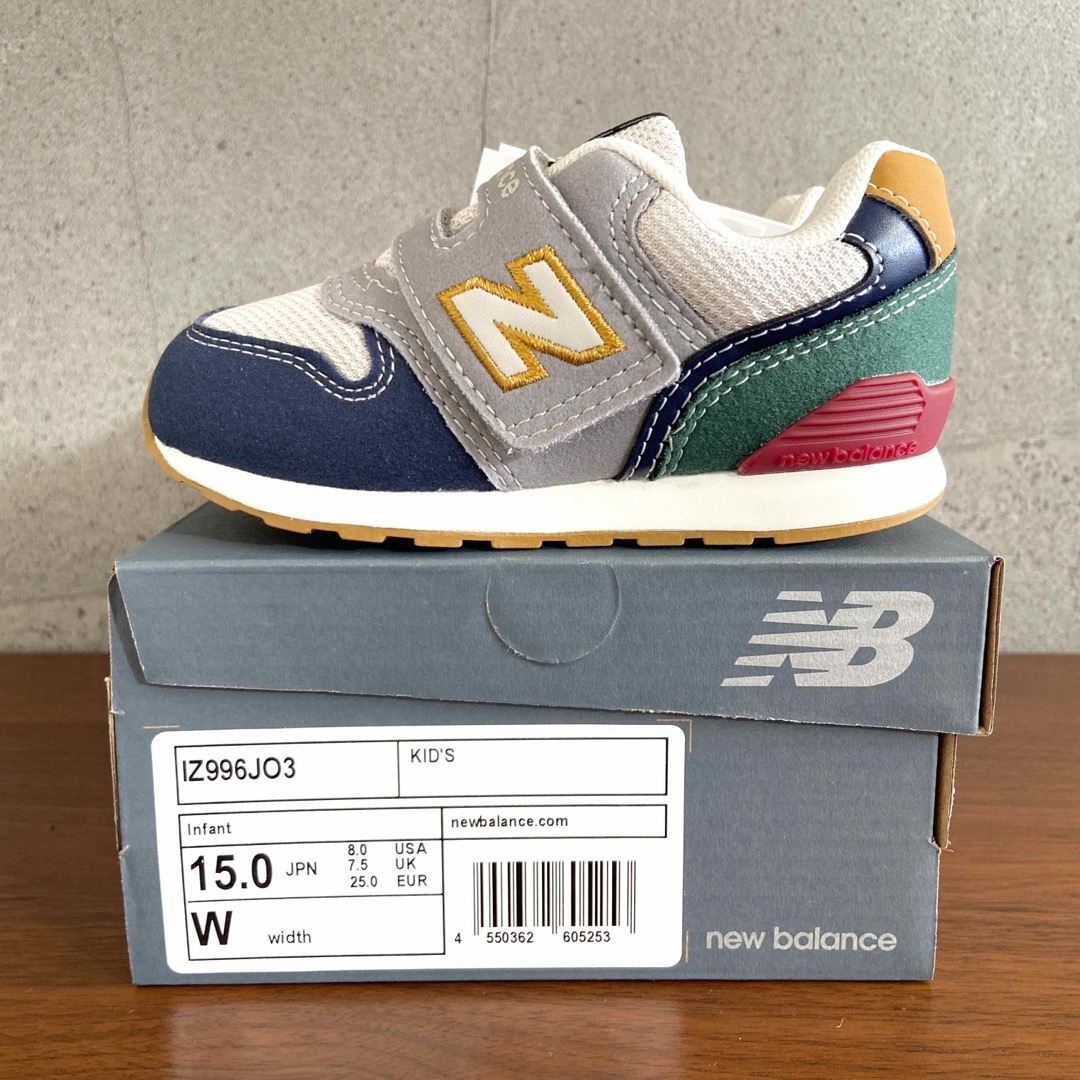 New Balance(ニューバランス)の【新品】14.5センチ グレー×ネイビー ニューバランス スニーカー キッズ キッズ/ベビー/マタニティのベビー靴/シューズ(~14cm)(スニーカー)の商品写真