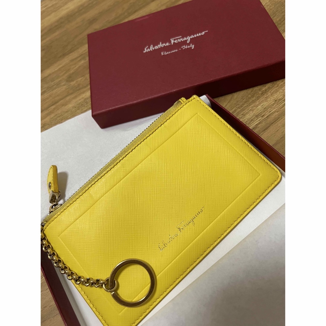 Salvatore Ferragamo(サルヴァトーレフェラガモ)の【お買得】フェラガモ　コインケース、キーケース レディースのファッション小物(コインケース)の商品写真