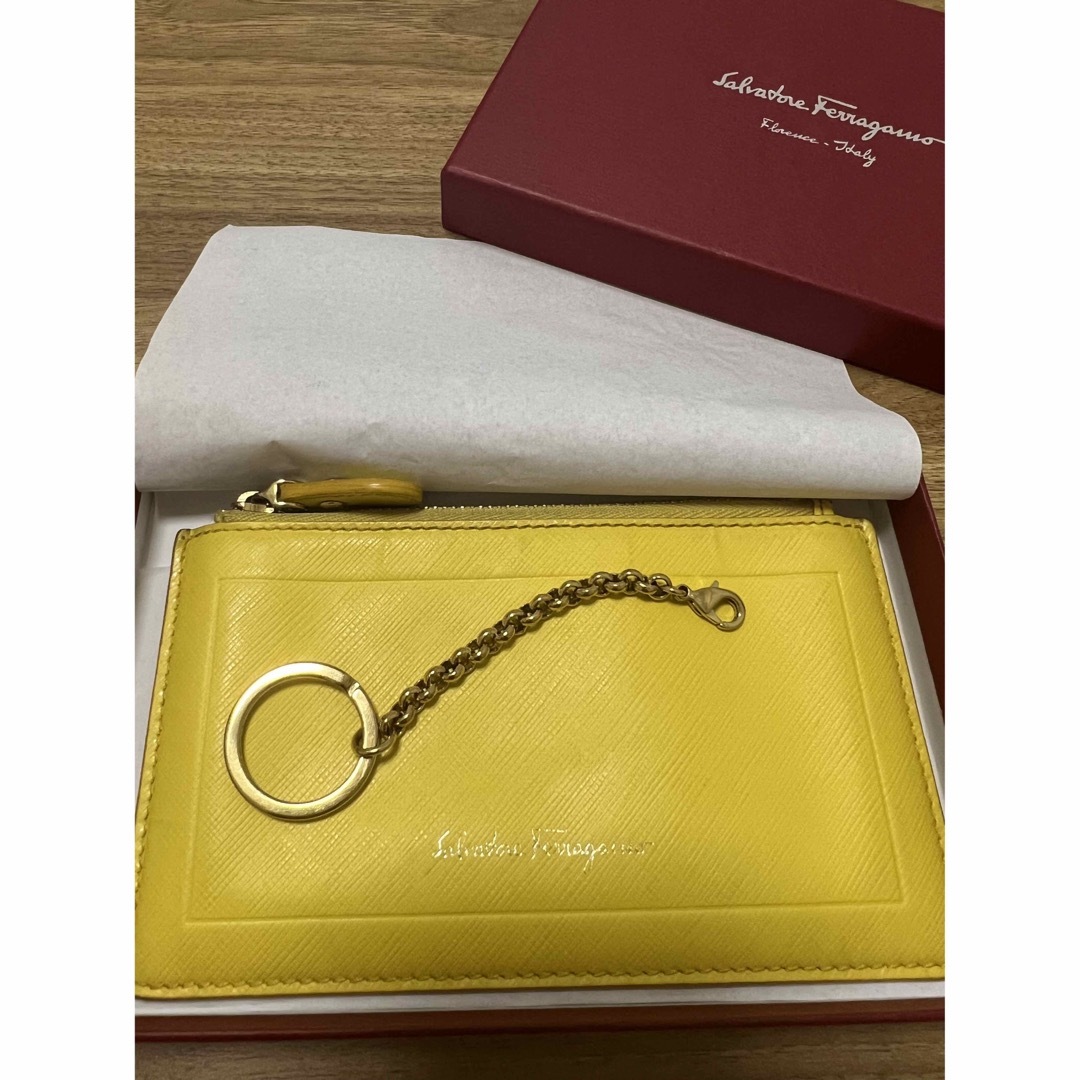 Salvatore Ferragamo(サルヴァトーレフェラガモ)の【お買得】フェラガモ　コインケース、キーケース レディースのファッション小物(コインケース)の商品写真