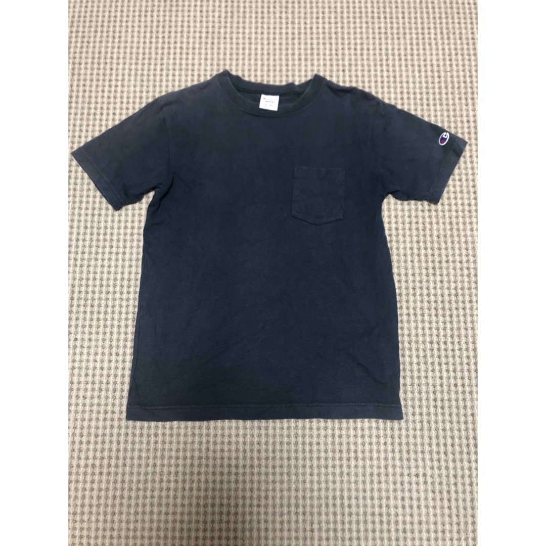 Champion(チャンピオン)のチャンピオン ポケット Tシャツ Mサイズ ネイビー メンズのトップス(Tシャツ/カットソー(半袖/袖なし))の商品写真