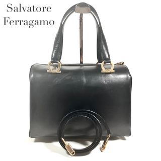 サルヴァトーレフェラガモ(Salvatore Ferragamo)のFerragamo フェラガモ ショルダーバッグ　ハンドバッグ　黒　ブラック(ハンドバッグ)