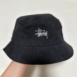 ステューシー(STUSSY)のSTUSSY コーデュロイ バケットハット ブラック(ハット)