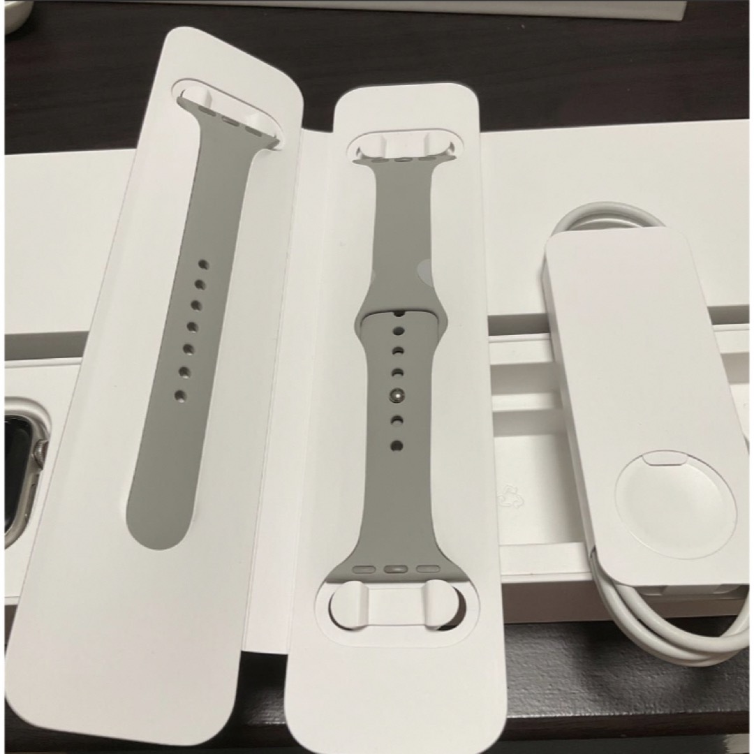 Apple(アップル)のアップルウォッチ Apple Watch Series7 チタニウム 41mm メンズの時計(腕時計(デジタル))の商品写真