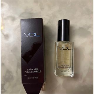 エイボン(AVON)のVDL サテン　ヴェイル　プライマー　スパークル　化粧下地　30ml(化粧下地)