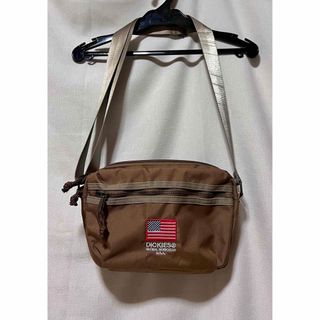 ディッキーズ(Dickies)のDickies ディッキーズ ショルダーBAG notch. ブラウン(ショルダーバッグ)