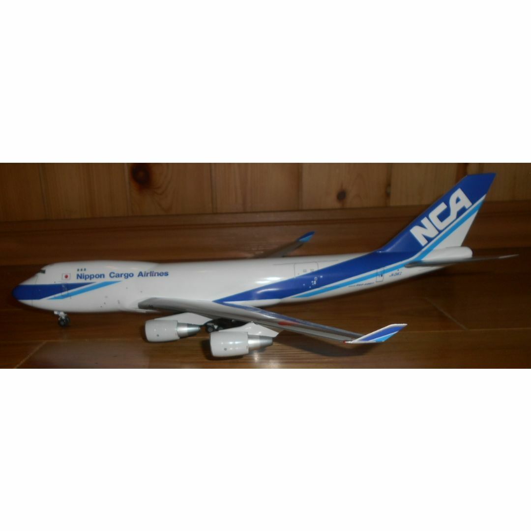 NCA 日本貨物航空 1/200 B747-400F JA01KZ 難ありの通販 by 快速 NCA 日本貨物航空 1/200 B747-400F JA01KZ 難ありの通販 by 快速