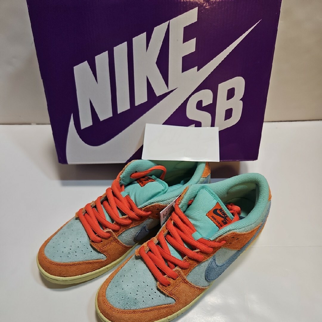 NIKE SB DUNK LOW PRO Orange and Emerald靴/シューズ