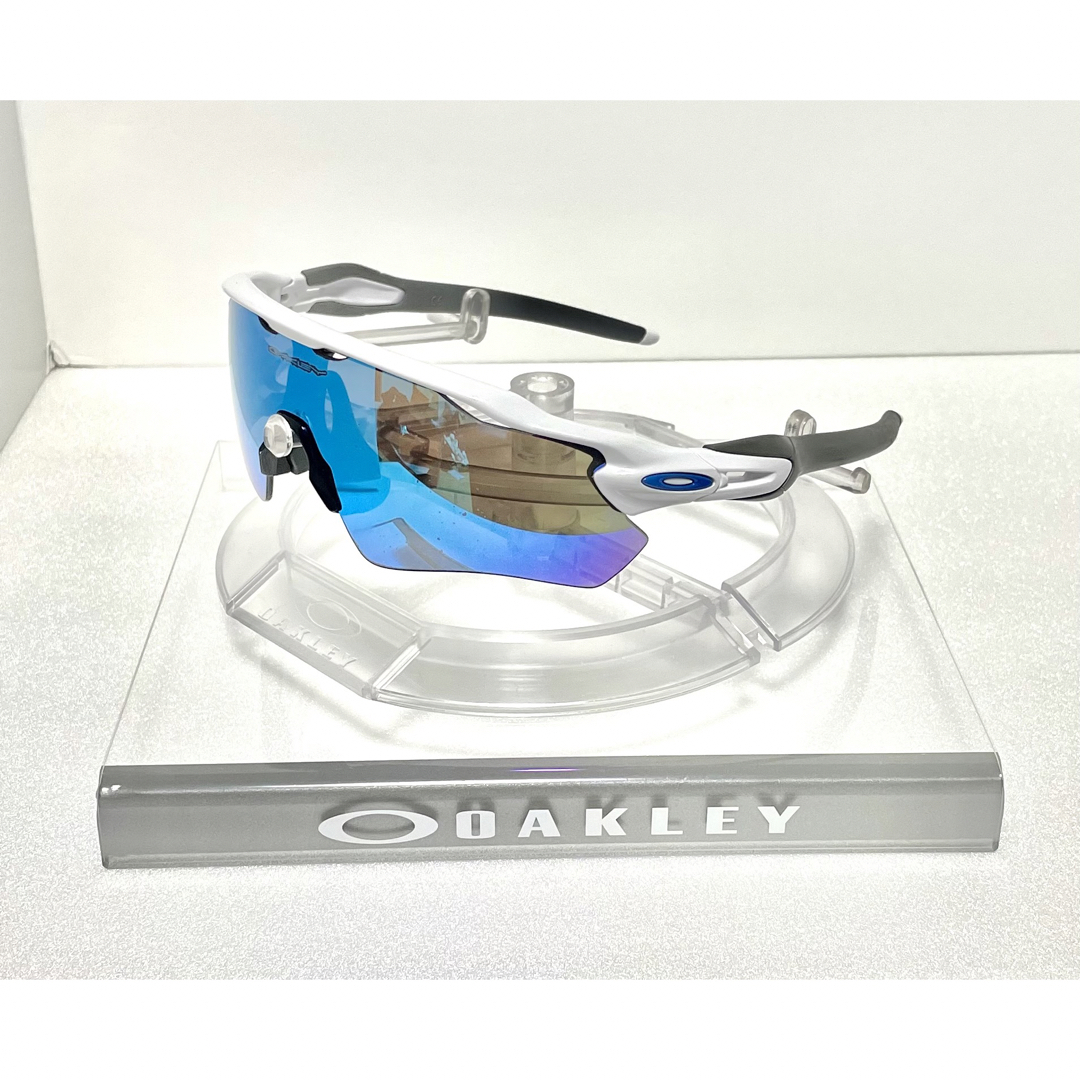 【週末限定値下げ】 OAKLEY サングラス 純正  フレーム ホワイト グレー