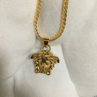 versaceのネックレス        購入時54700円でした