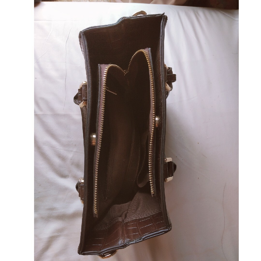 Ungrid(アングリッド)のungrid スカーフ付きクロコ調型押し2wayスクエアバッグ レディースのバッグ(ショルダーバッグ)の商品写真