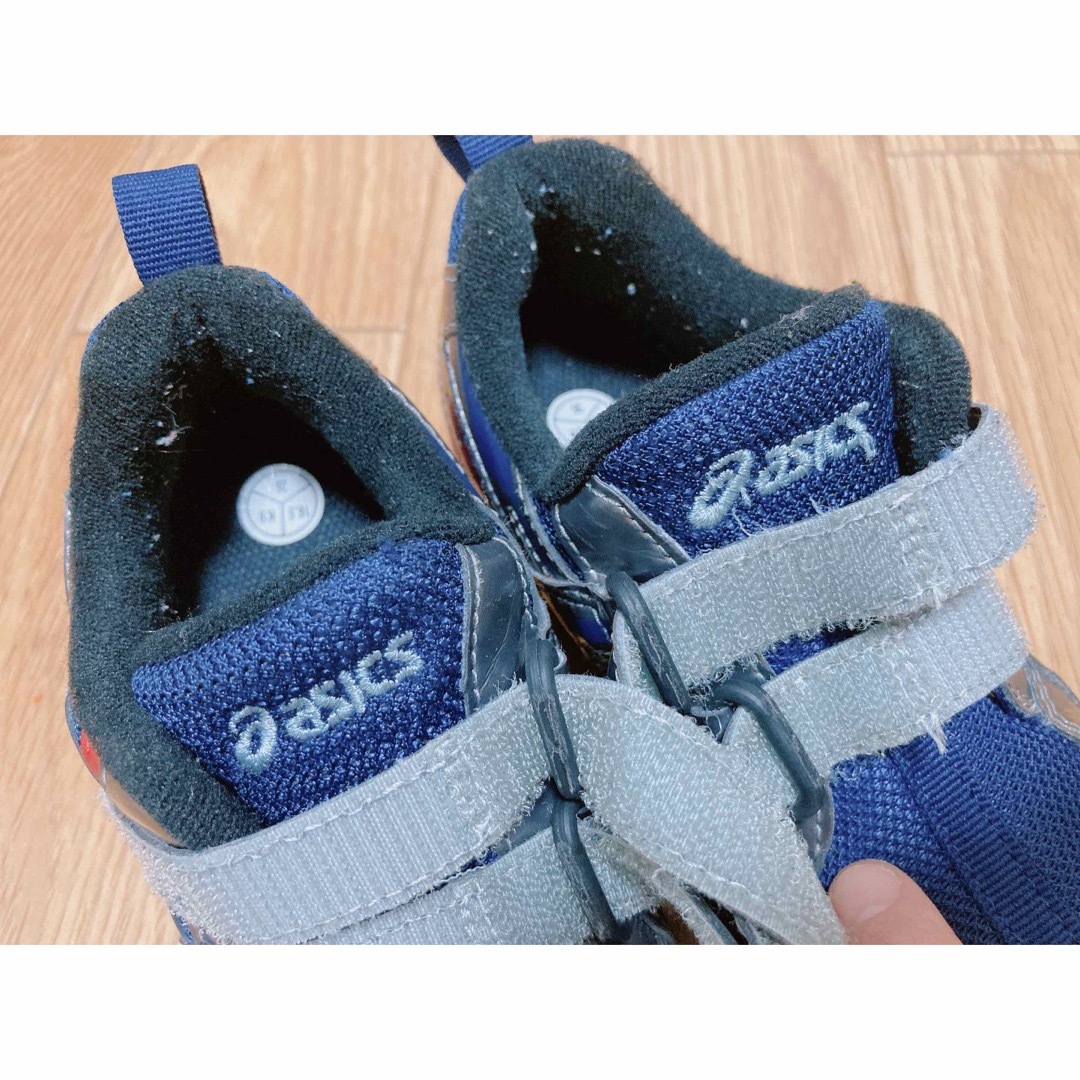 asics(アシックス)の【美品】アシックス  スクスク　ナロータイプ　16.5  asics キッズ/ベビー/マタニティのキッズ靴/シューズ(15cm~)(スニーカー)の商品写真