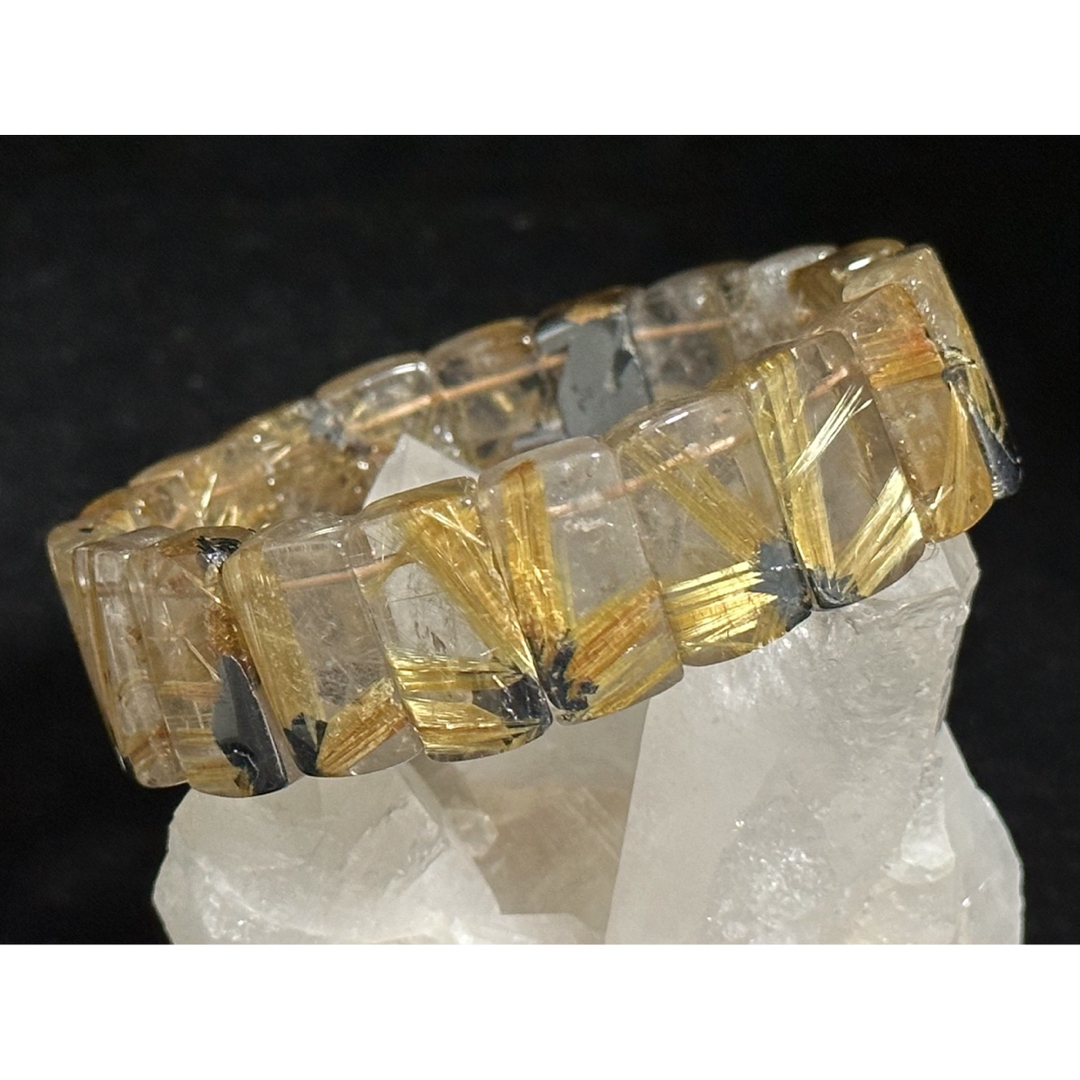 金運【高級太陽放射タイチンルチル】20×11mm 高品質 金運【高級太陽放射タイチンルチル】20×11mm 高品質