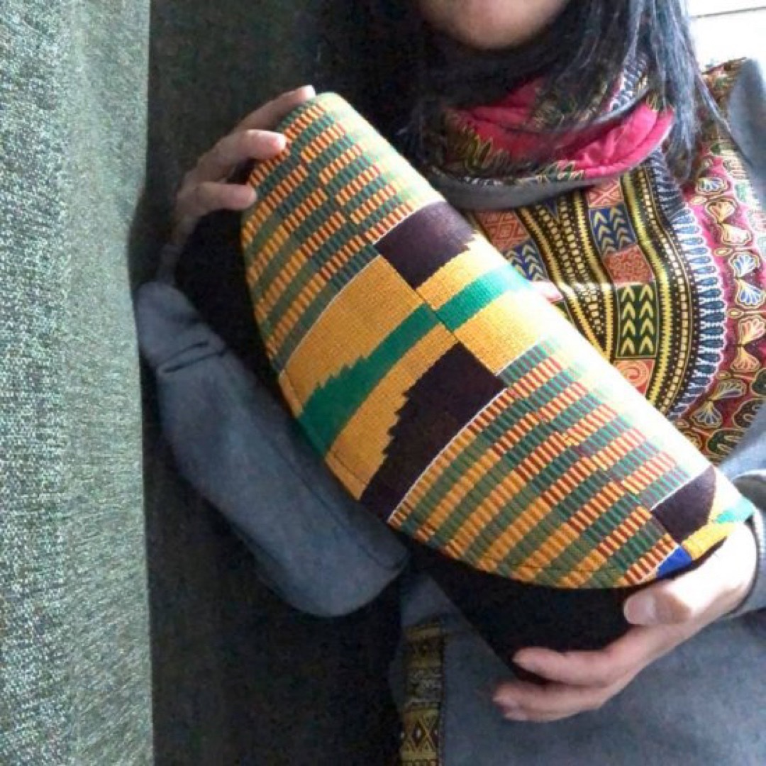 ユニセックス　アフリカ　ケンテ　手織り　ハンドメイド　クラッチバッグ