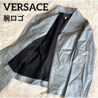 ヴェルサーチ ジャンパーの通販 25点 | VERSACEを買うならラクマ