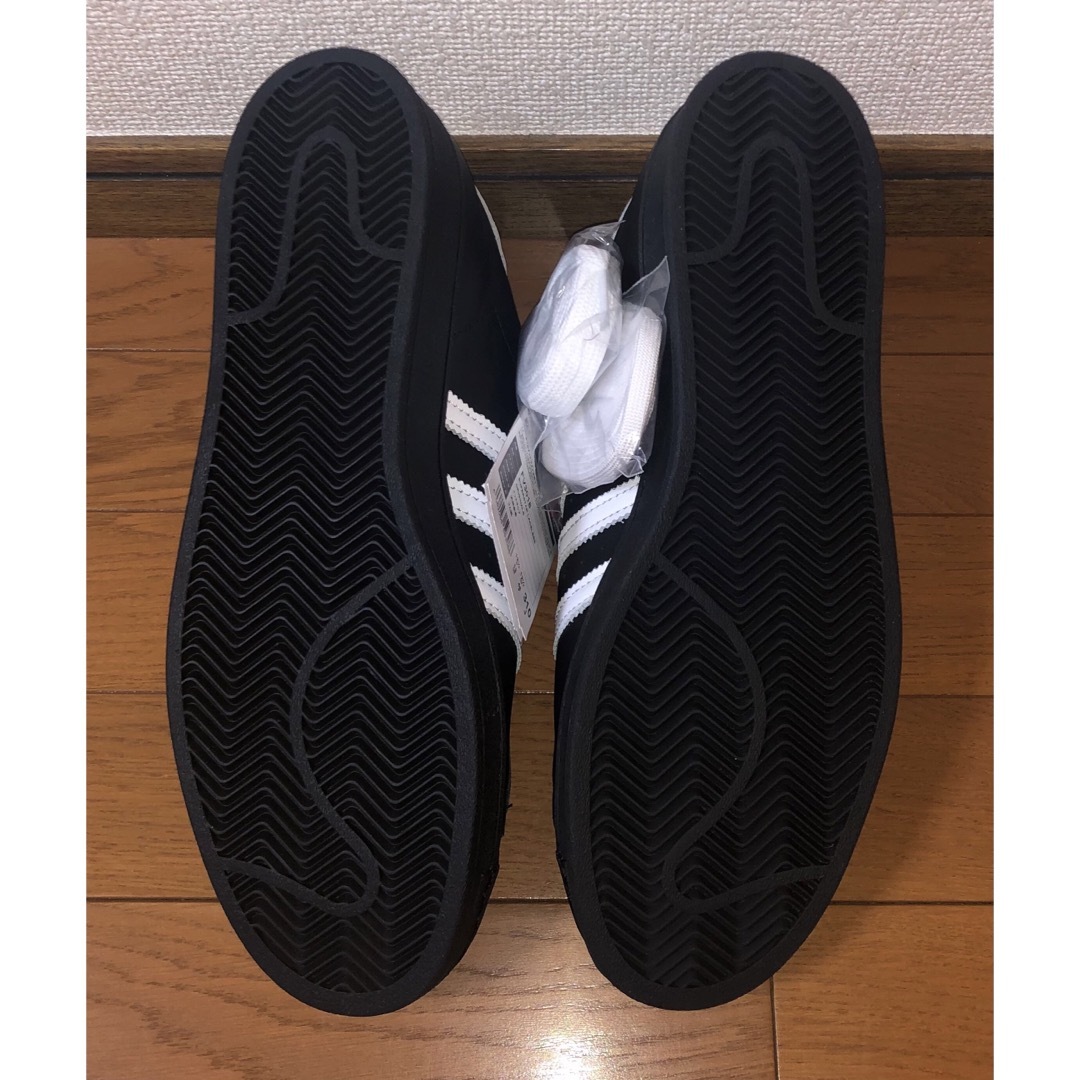31cm 新品 adidas SUPERSTAR LACELESS ブラック 黒 6